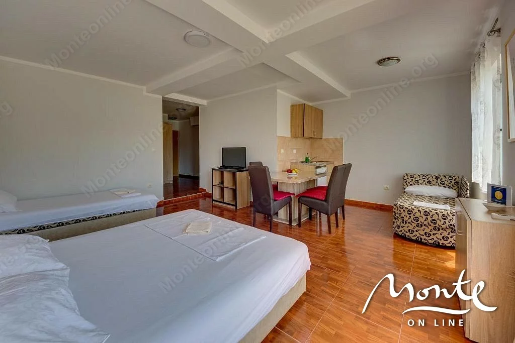 Hotel 436 m²