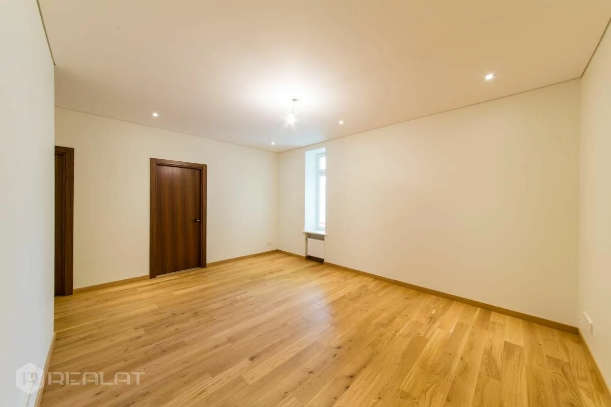 Dzīvoklis — Dzirnavu iela, 37 Zalais nams, Riga, Centrs