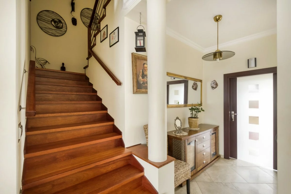 5 room house for sale in Warsaw, Poland for € 287,045 listing 1471599