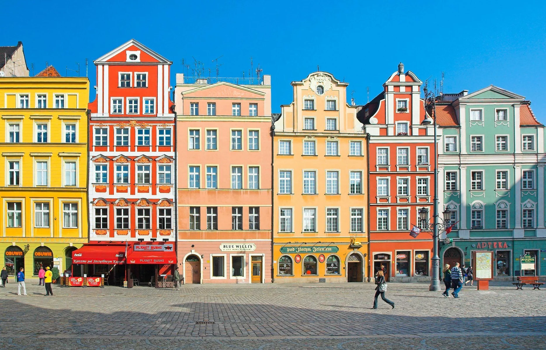 How to move to Wroclaw