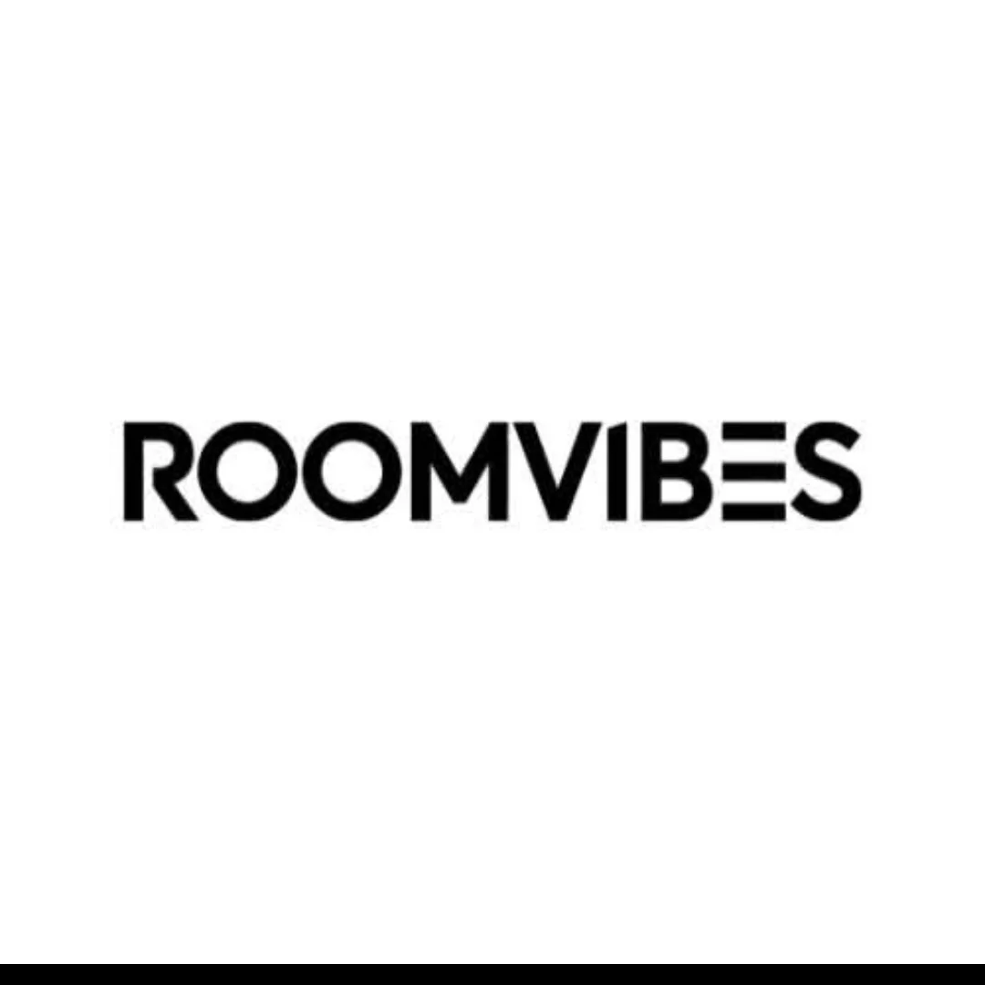Adam Wolczynski ROOMVIBES Nieruchomosci