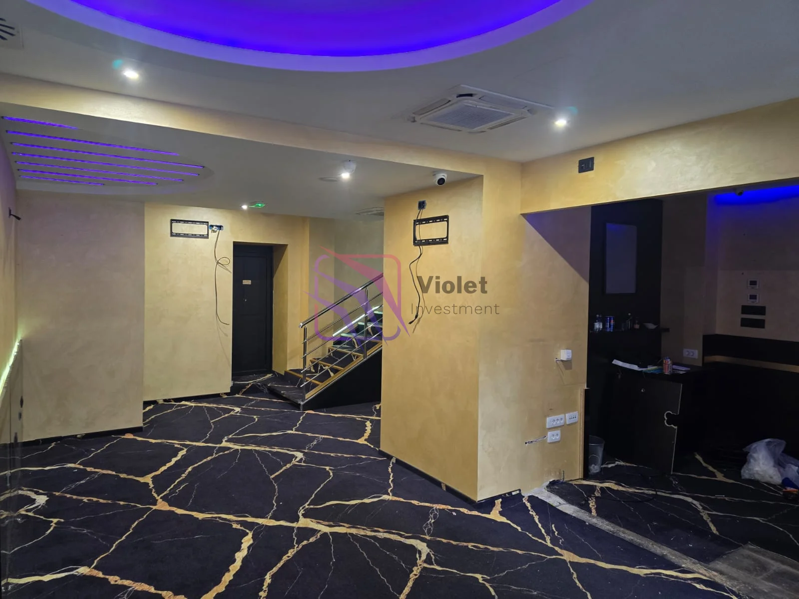 Commercial property 150 m²