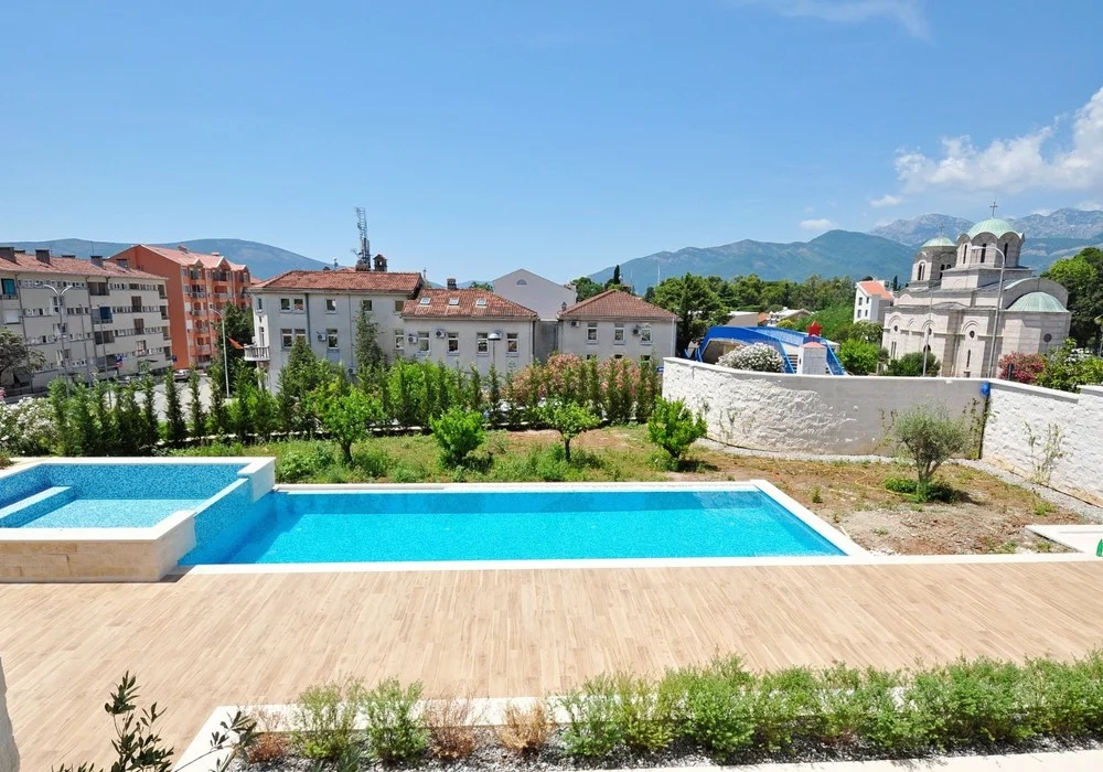 2 bedroom apartment