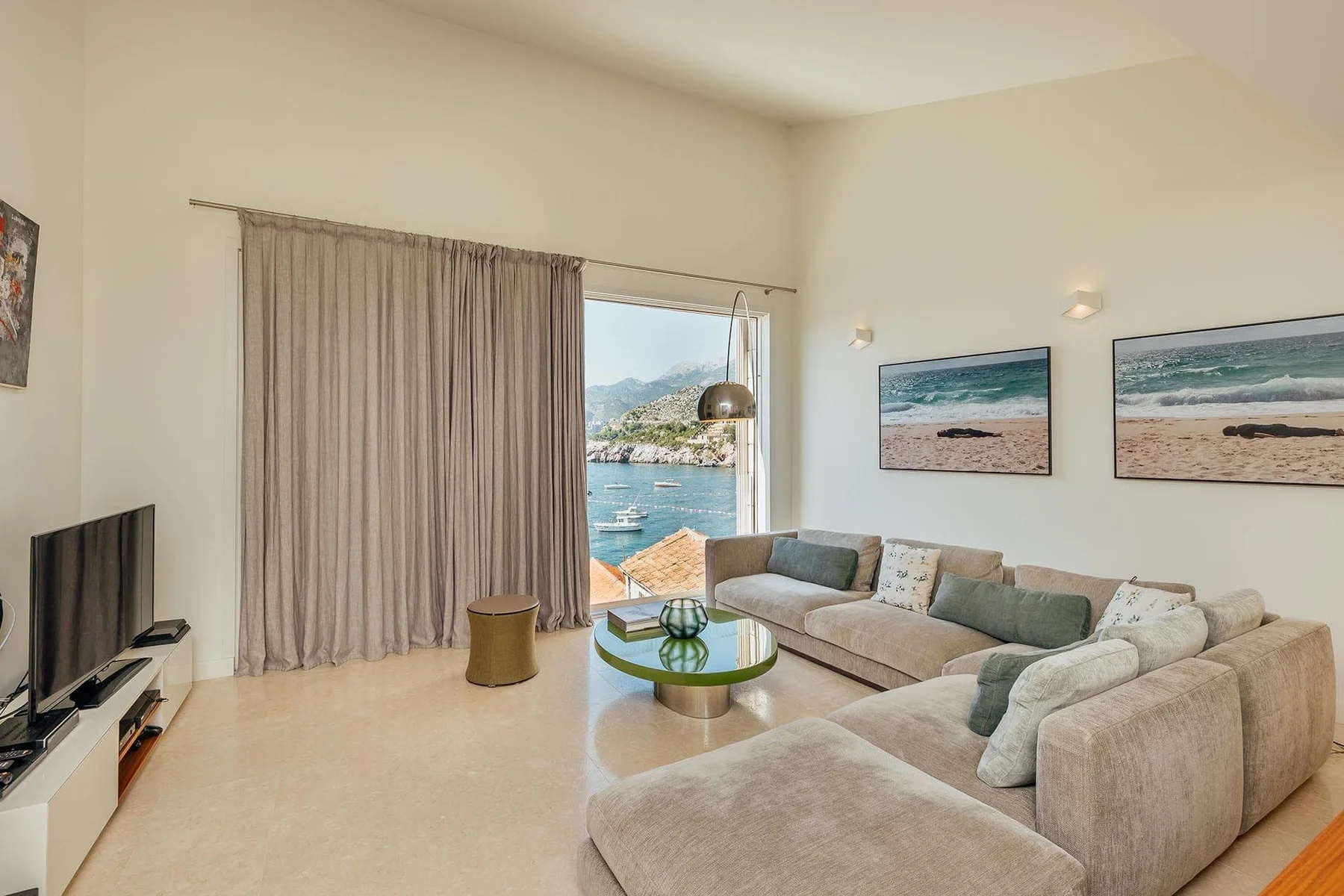 Villa 6 bedrooms