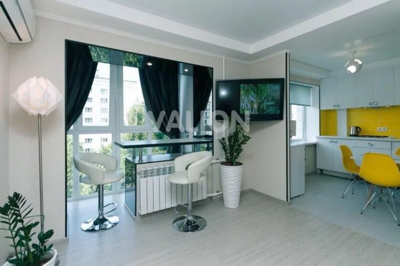 A one-room premium apartment in Kyiv