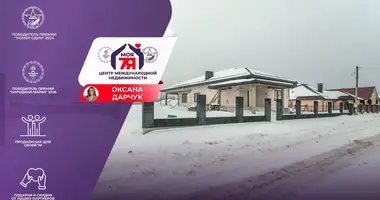 Maison dans Maladetchna, Bélarus