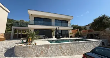 Casa en Dobra Voda, Montenegro