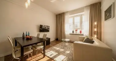Apartamento 3 habitaciones en Varsovia, Polonia