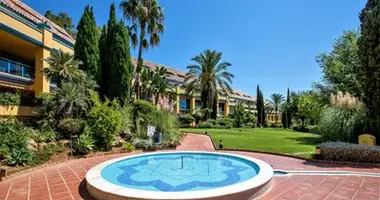 2 bedroom apartment in Rio Real, Spain
