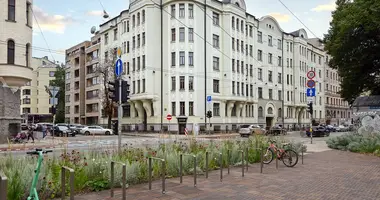 Mieszkanie 5 pokojów w Ryga, Łotwa