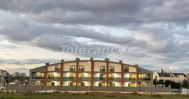 Apartamenty wielopoziomowe 3 pokoi w Aksu, Turcja