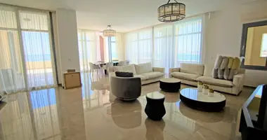 4 bedroom apartment in Limassol, Cyprus