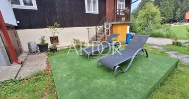 4 bedroom house in Lucice, Croatia
