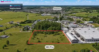 Plot of land in Parapijoniskes, Lithuania