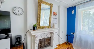 8 room house in Lomianki, Poland