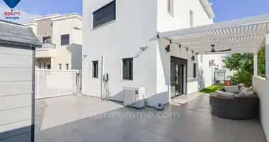 Коттедж 7 комнат в Хадера, Израиль