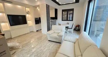 Apartamento 3 habitaciones en Budva, Montenegro
