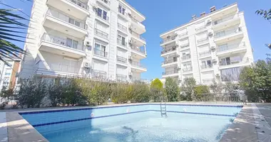 Apartamento 4 habitaciones en Kepez, Turquía