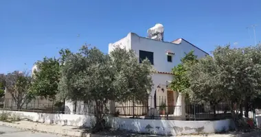 Квартира 4 спальни в Oroklini, Кипр