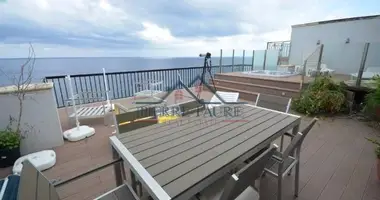 Penthouse w Sliema, Malta
