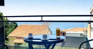 Apartamento 3 habitaciones en Montenegro