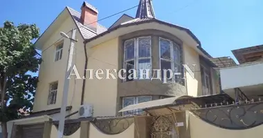 8 room house in Odesa, Ukraine