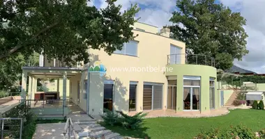 Villa in Miljevci, Montenegro