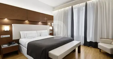 Hotel 4 957 m² in Spain