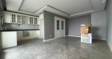 Wohnung 3 zimmer in Mezitli, Türkei
