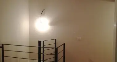 2 bedroom apartment in Capriglia, Italy