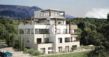 Apartamento 2 habitaciones en Tivat, Montenegro