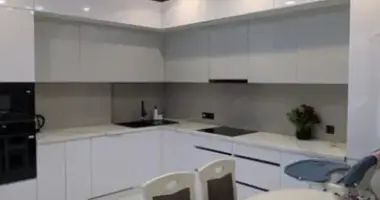 Apartamento 3 habitaciones en Lymanka, Ucrania