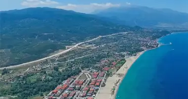 Parcela en Neoi Poroi, Grecia