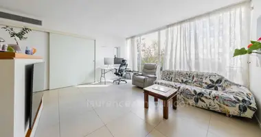 Apartamento 3 habitaciones en Ramat HaSharon, Israel