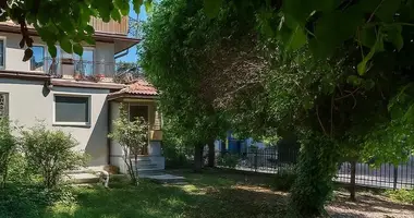 Квартира в Варшава, Польша