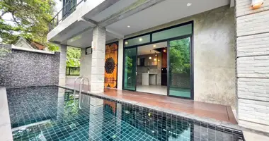 Villa 2 chambres dans Chalong, Thaïlande