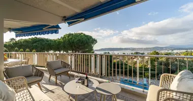 4 bedroom apartment in France