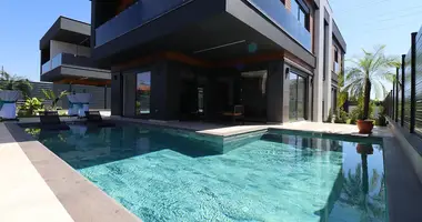 Villa 4 bedrooms in Dosemealti, Turkey