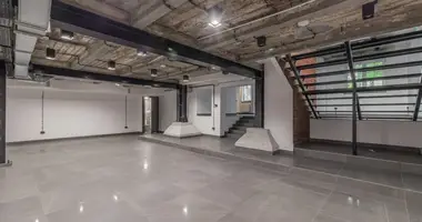 Nieruchomości komercyjne 182 m² w Warszawa, Polska