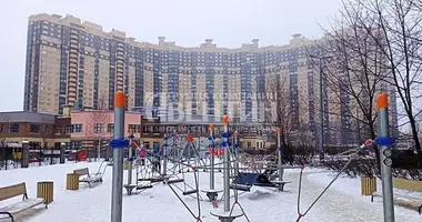 Wohnung 1 zimmer in Pargola, Russland