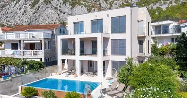 Haus 10 zimmer in Dobrota, Montenegro