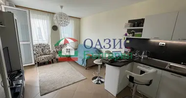 Квартира 3 комнаты в Несебр, Болгария