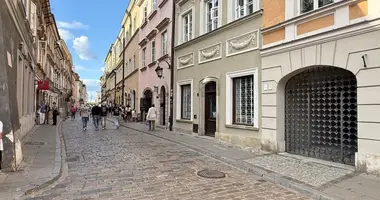 Mieszkanie 2 pokoi w Warszawa, Polska