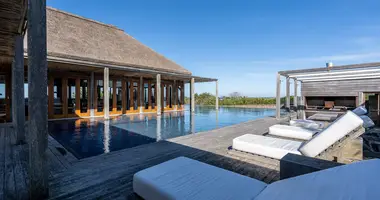 Дом 5 спален в Роча, Уругвай