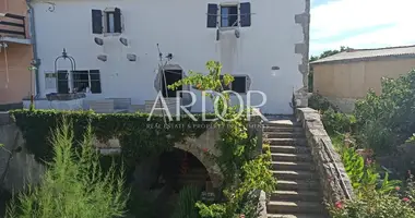 Maison 3 chambres dans Dobrinj, Croatie
