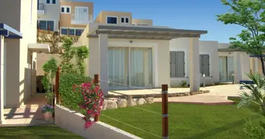 Villa 4 bedrooms in Chloraka, Cyprus
