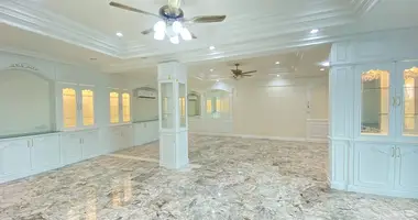 Maison 6 chambres dans Pattaya, Thaïlande