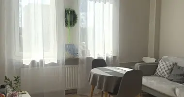 Квартира 2 комнаты в Варшава, Польша