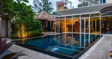 Villa 4 bedrooms in Thalang, Thailand