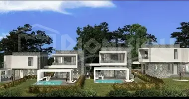 4 bedroom house in Pefkochori, Greece